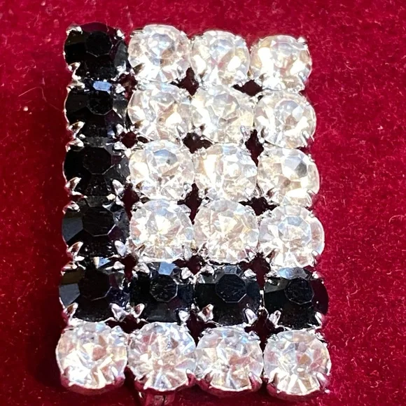 🍒3 for $33 🍒 Elegant Rhinstone Rectangular Pin Brooch - Picture 1 of 6